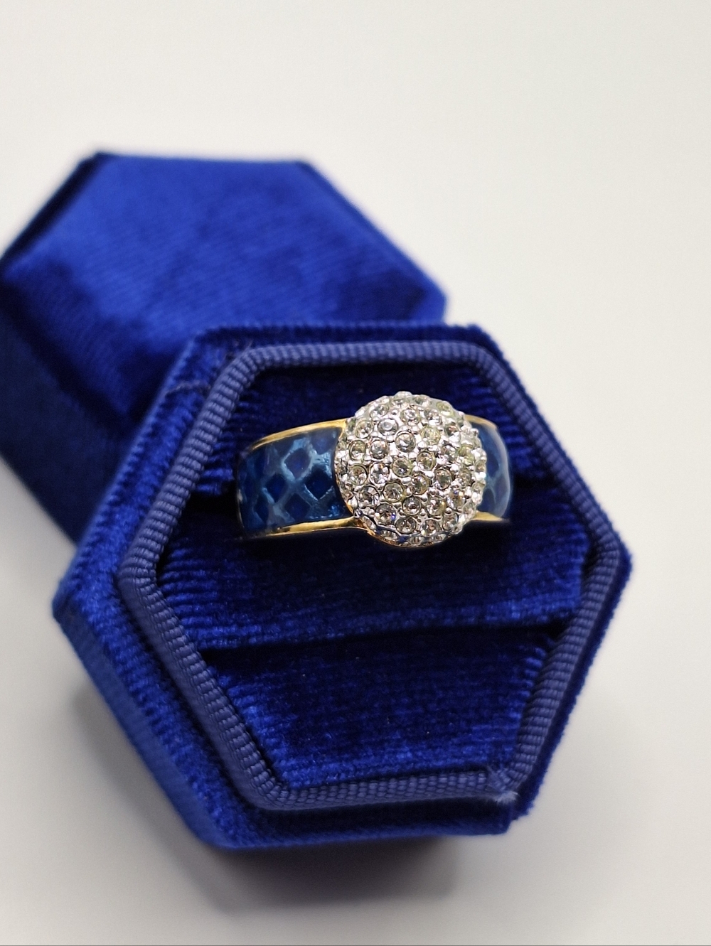 Vintage Style Blue Enamel Crystal Ring Size 7 Gold Tone Statement Ring